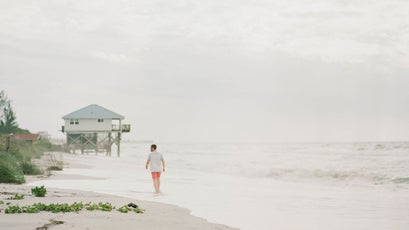 Summertime on the beach in Destin Florida Stock Photo - Alamy