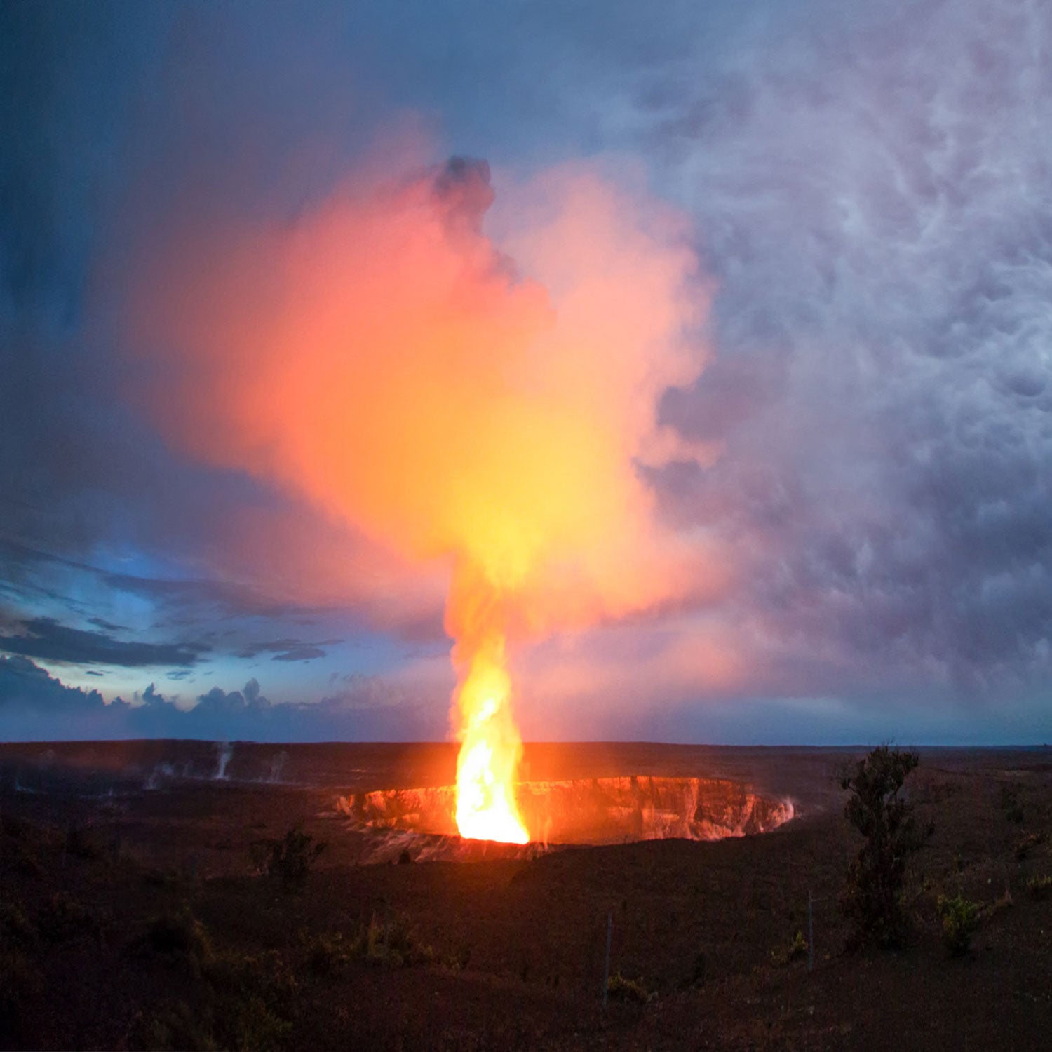 How To Make The Most of a Long Flight To Hawaii - Volcano Hawaii