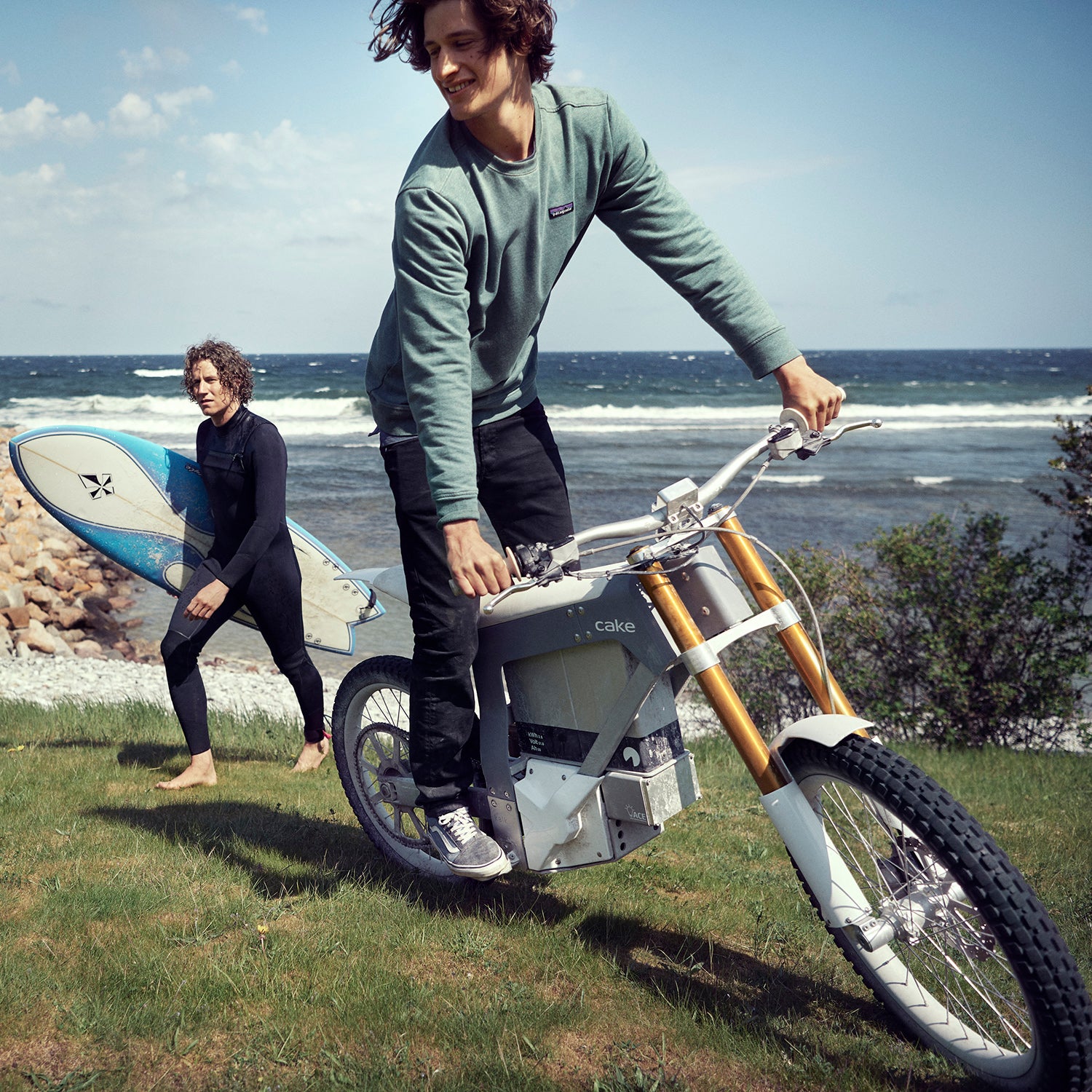 Swedish Electric Motorbike Company Cake Launches New Utility Bike -  Magnetic Magazine
