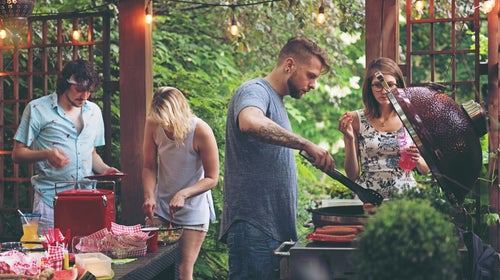 Here are seven tips on making your backyard the perfect BBQ landing pad.