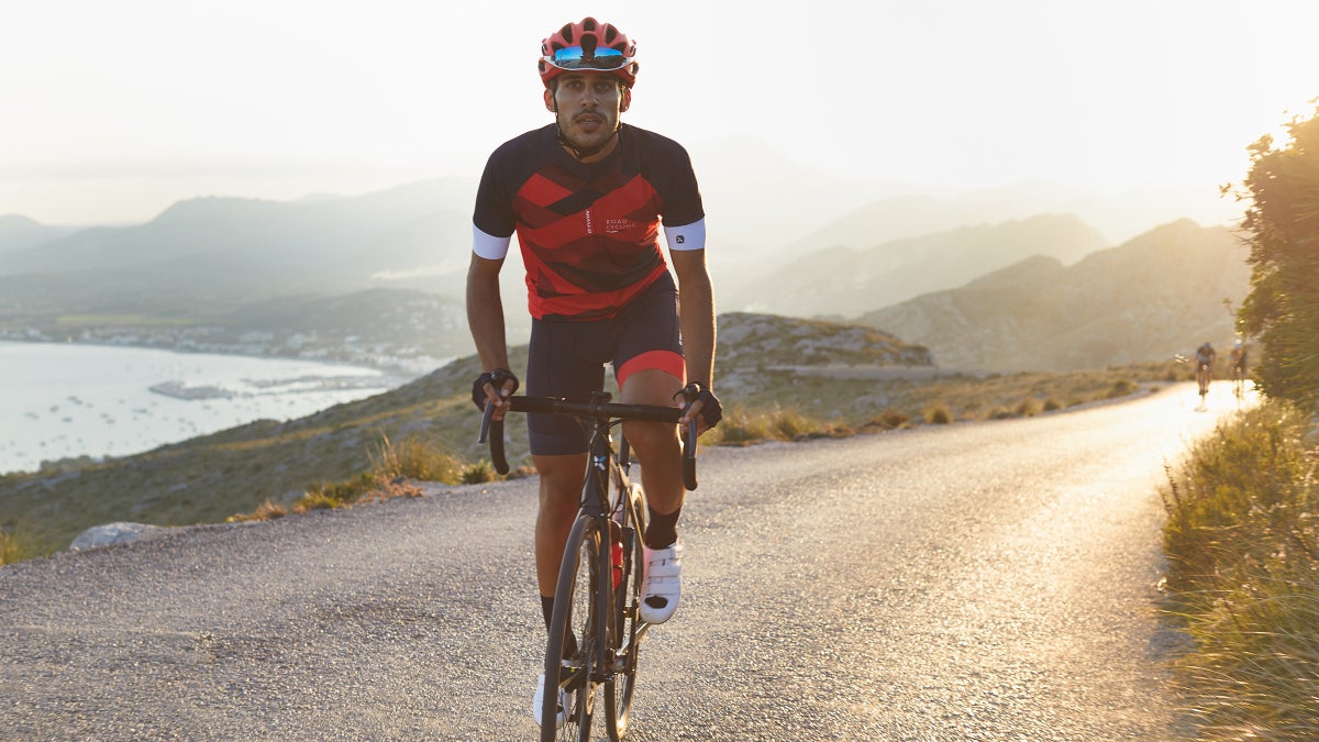 The best mountain bike jerseys - All kinds of jerseys tried and tested