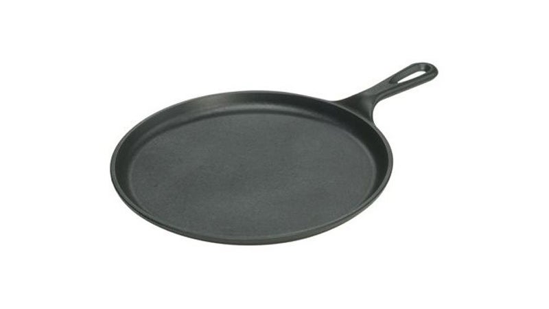 Lodge 7-Piece Essential Pre-Seasoned Cast Iron Skillet Set - Includes 8  and 10 1/4 Skillets, 10 1/2 Griddle, Silicone Handle Holder, Silicone  Trivet, and Two Pan Scrapers