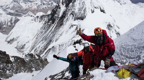 Whether swabbing or stabbing, serving as lab rats on Everest was a new experience for Matt Moniz and Willie Benegas.