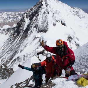 Whether swabbing or stabbing, serving as lab rats on Everest was a new experience for Matt Moniz and Willie Benegas.