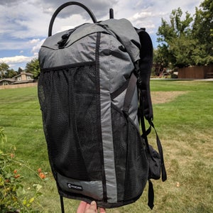 The Hanchor Marl is best suited for small but dense 3-season loads. It has 50 liters of total volume, twin aluminum stays, a practical feature set, and a clean look. It retails for $260 and weighs 37 oz.