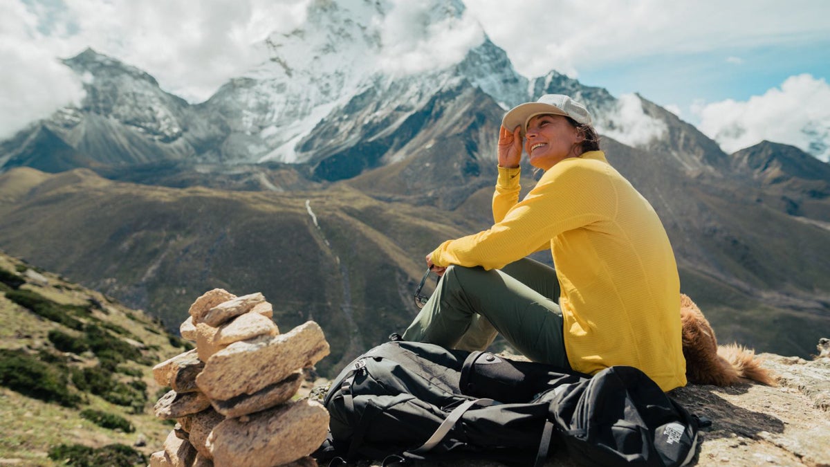 Hilaree Nelson's Bold Attempt to Ski the Lhotse Couloir
