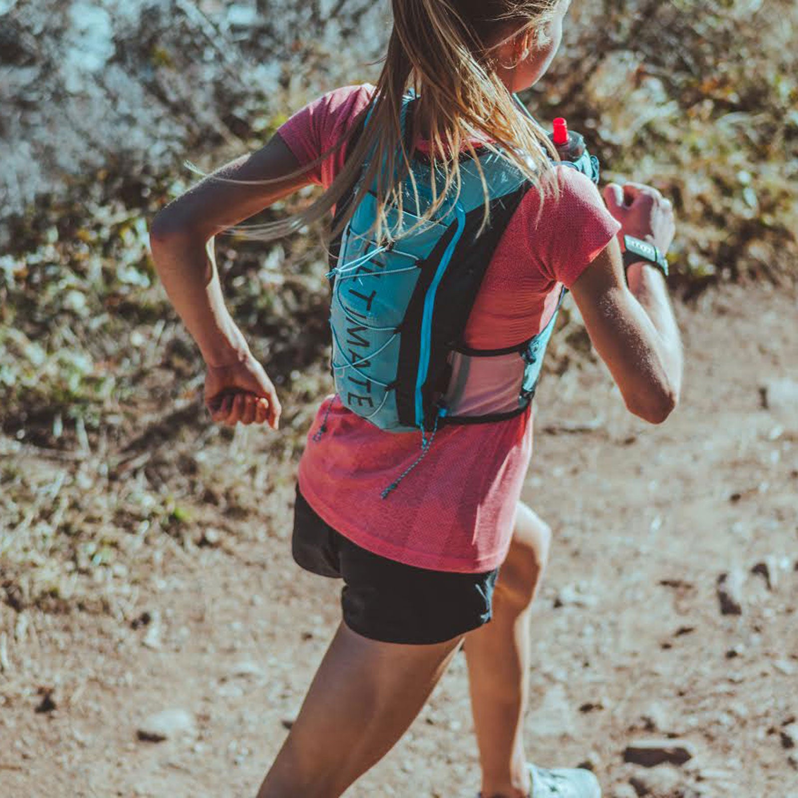 Hydration Vest: Take To The Trails - UltimateDirection