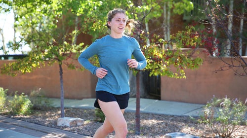 The Runpaca shirt looks just as at home with jeans in the office or bar as it does with running shoes in the woods.