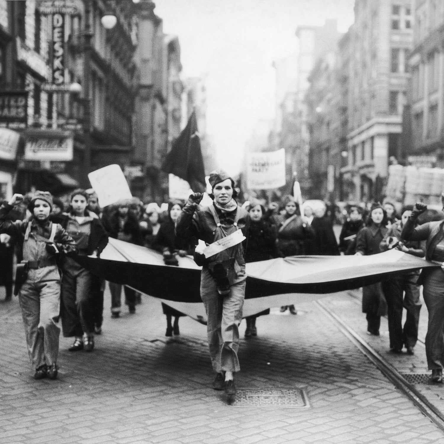 American Communists support Spanish Loyalists against the forces of Fascist Germany in 1938.