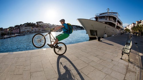 Islandhopping's cruise to Croatia includes guided cycling tours and small boat tours.