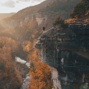 The 37-mile western portion of the Buffalo River Trail weaves along the river bed and clifftops around Buffalo National River.