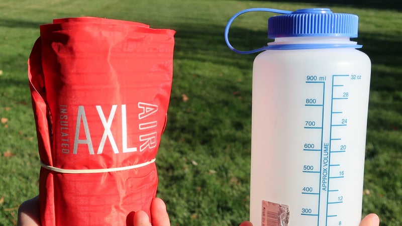 When rolled tightly, the Insulated AXL is about the size of a one-liter bottle.