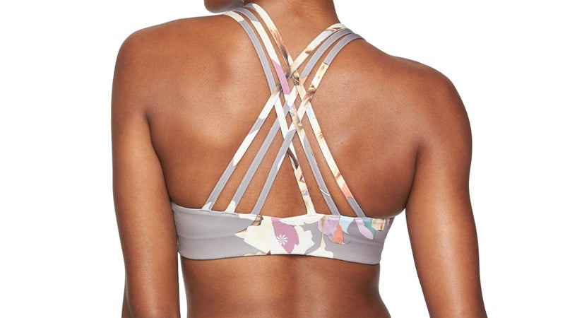 https://cdn.outsideonline.com/wp-content/uploads/2018/11/08/athleta-hyper-focused-bra_h.jpg?width=800