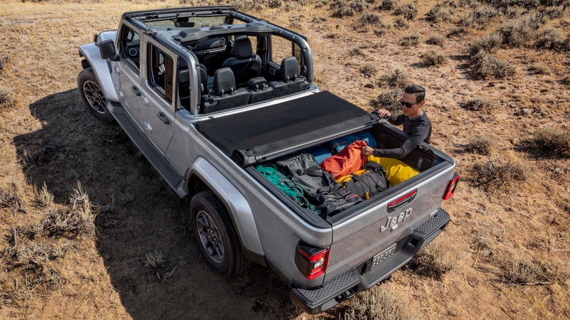 This being Jeep, all manner of accessories are already available for the Gladiator, like this bed cover. Think of the truck bed as the manliest murse to ever carry man stuff.