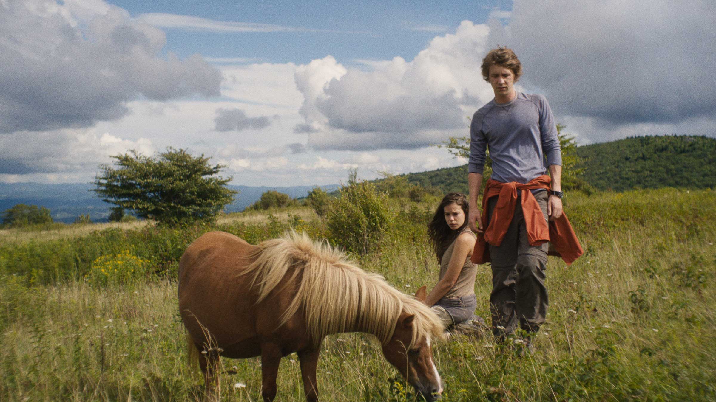 Laia Costa as Bluebird and Thomas Mann as Lake in 'Maine'.