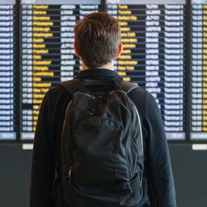Overwhelmed by airports? These apps can help.