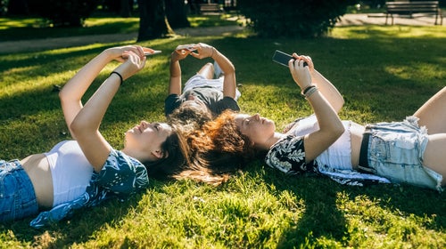 There are still a lot of good reasons to be cautious about how much technology we let our kids use.