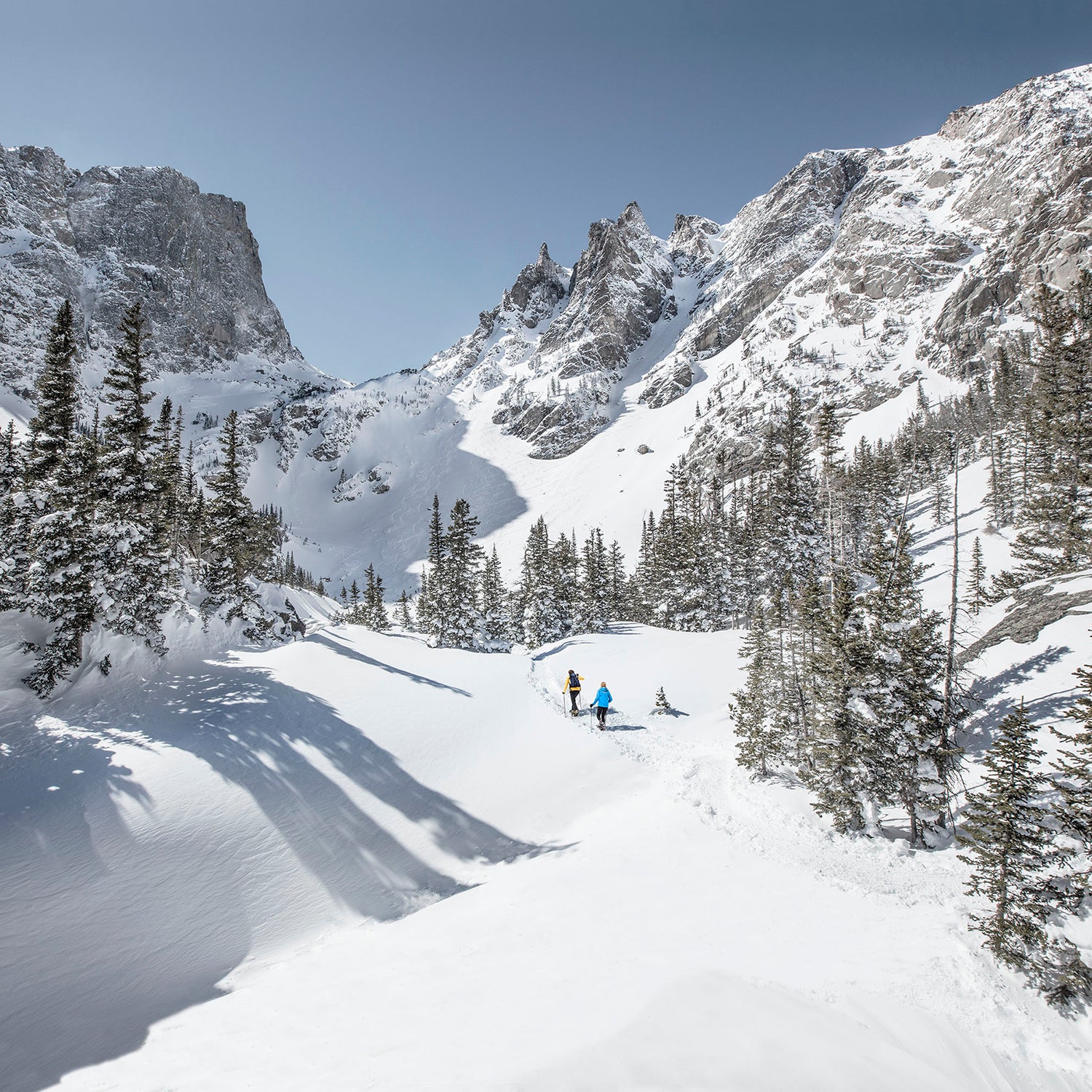 rocky mountain national park winter hikes