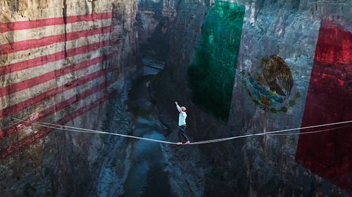 American Corbin Kunst makes the unconventional and unsanctioned walk from Mexico into the United States.