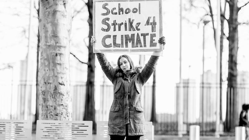 Thirteen-year-old Alexandria Villase帽or.