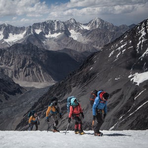 Guide Emilie Drinkwater leading the expedition team