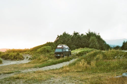 Jose Romero’s 2015 Ford Transit van is dwarfed by the landscape at Capitol Reef National Park. When you live in a van, your backyard is ever changing.
Reprinted with permission from Vanlife Diaries, by Kathleen Morton, Jonny
Dustow, and Jared Melrose, copyright © 2019. Published by Ten Speed Press, a division of Penguin Random House, LLC.
Photographs copyright © 2019 by James Barkman