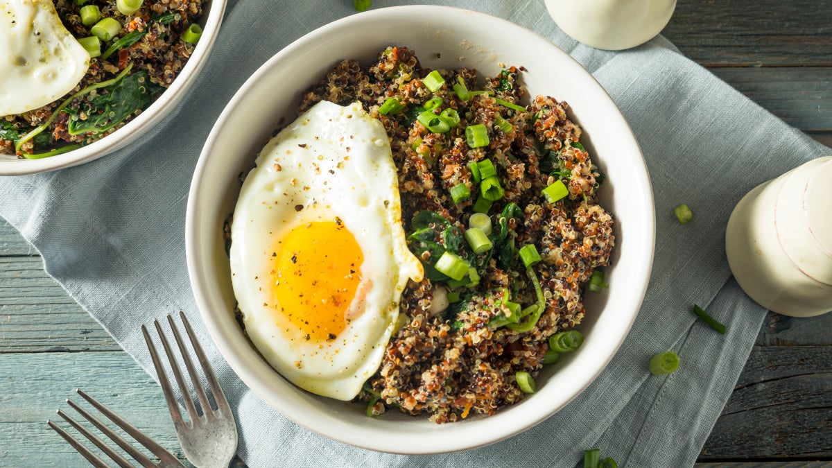 4 Ways to Eat Quinoa for Breakfast