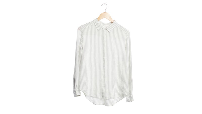 国产吃瓜黑料鈥檚 women are loving Outerknown鈥檚 clothing
