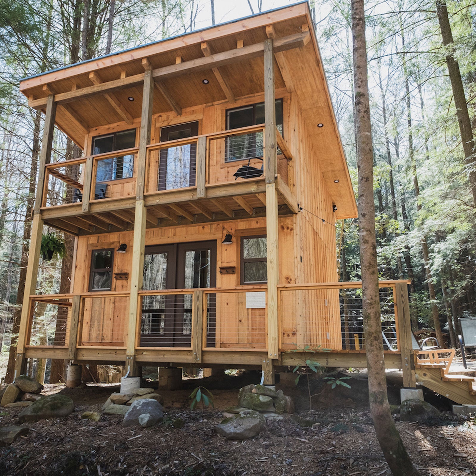 A collection of cabins set on a 15-acre forested property deep in the southern Appalachian Mountains—Mulberry Gap is a heaven for mountain bikers and trail runners.