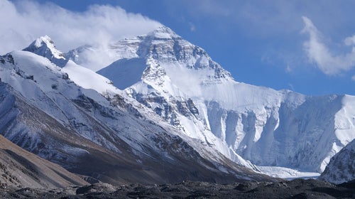 Our writer’s records indicate there were no summits on May 26 due to high winds.