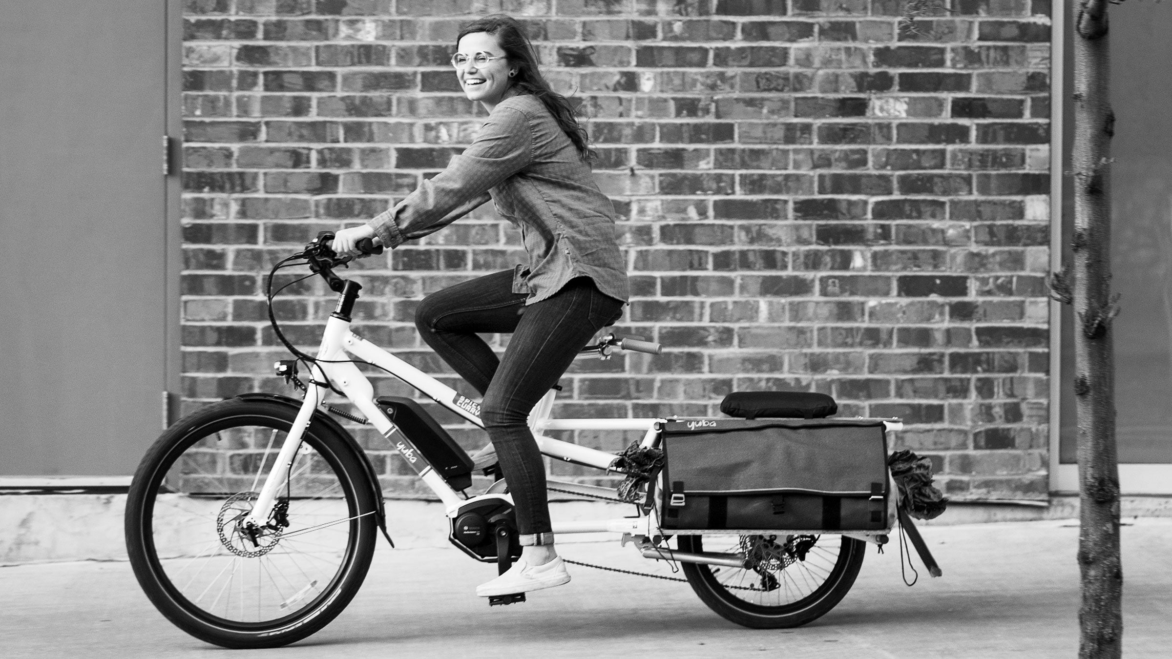 Ditch your car and get a two-in-one e-cargo bike.