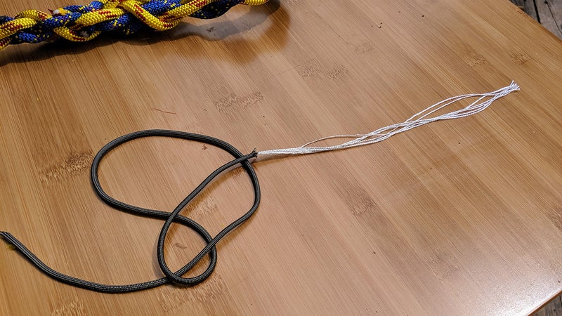 How to Make a Paracord Dog Leash