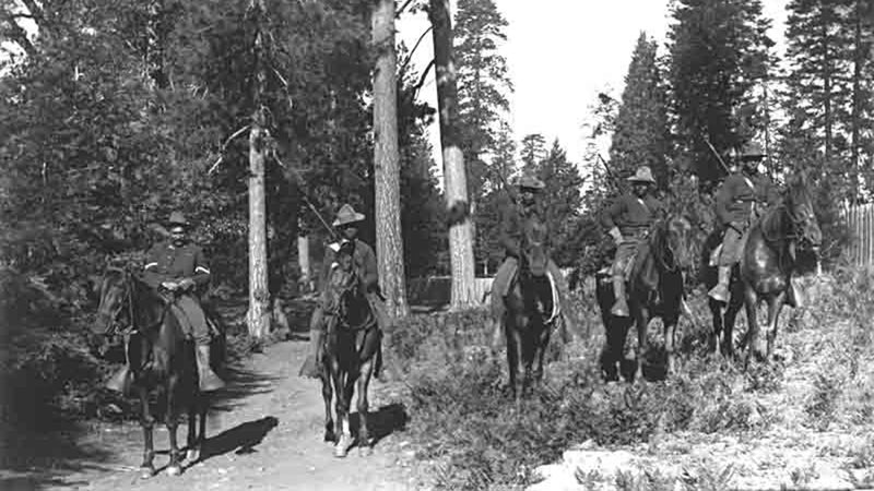Five U.S. Army soldiers of the 24th Mounted Infantry