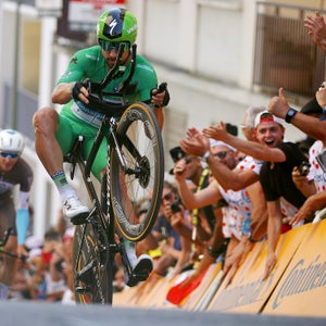 Not only does Peter Sagan ride finish-line wheelies on his time trial bike, but having claimed his seventh overall green jersey, he’s now officially the best green jersey wearer of all time.