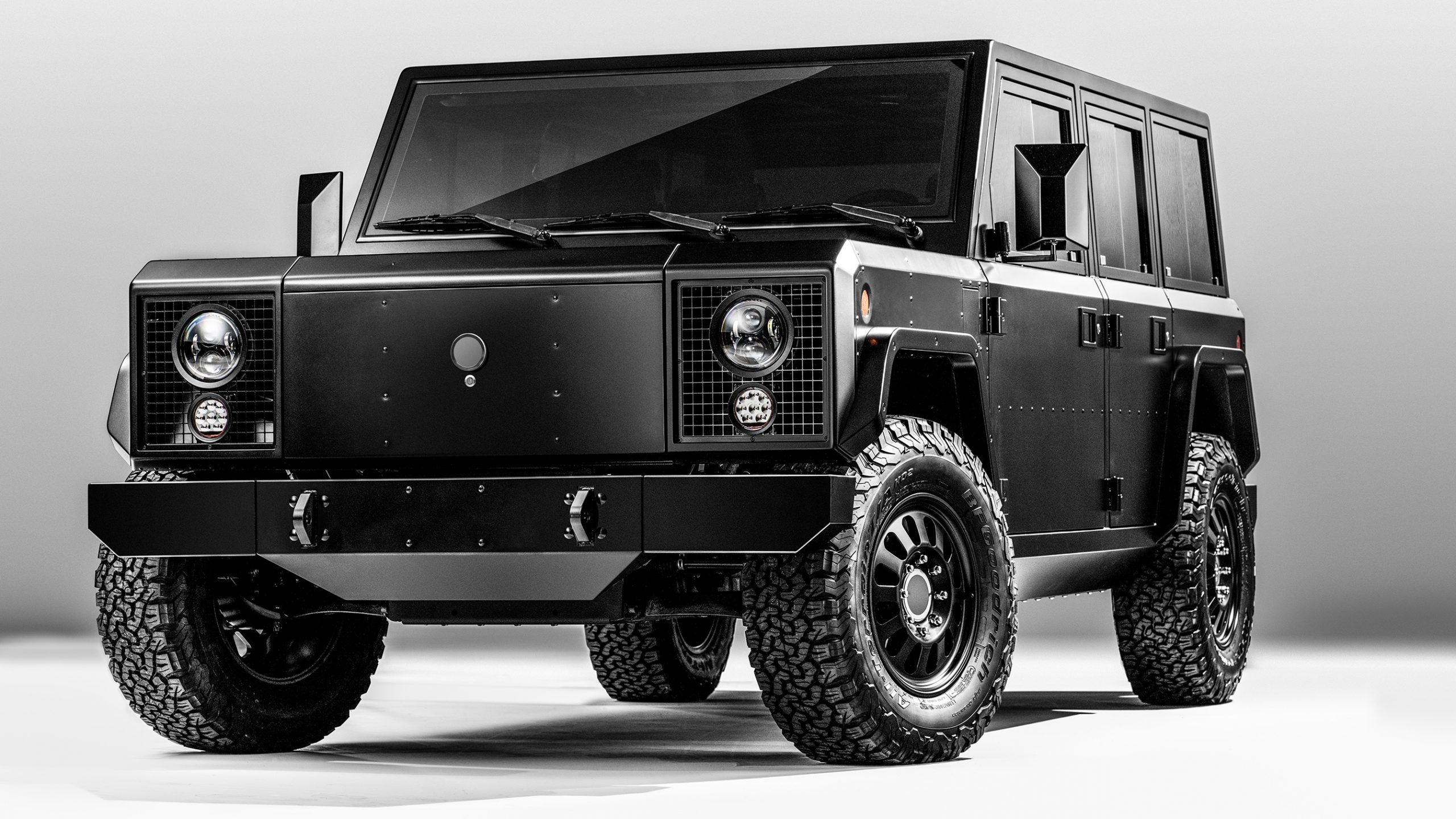 The B1 SUV is simple and boxy.