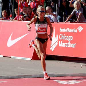 Jordan Hasay winning the Chicago Marathon in 2017. She plans to tackle the race again this weekend, and was coached by Alberto Salazar until last week.