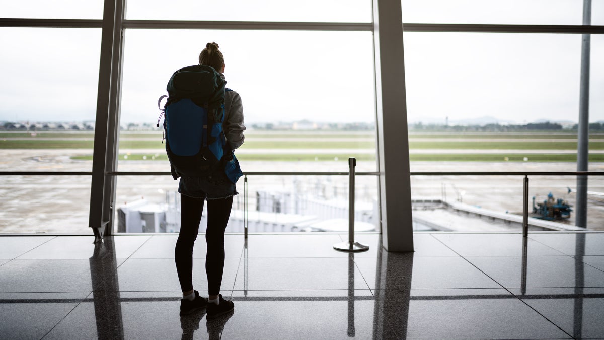 Thru-Hikers Got Kicked Off a Plane Because They Smelled