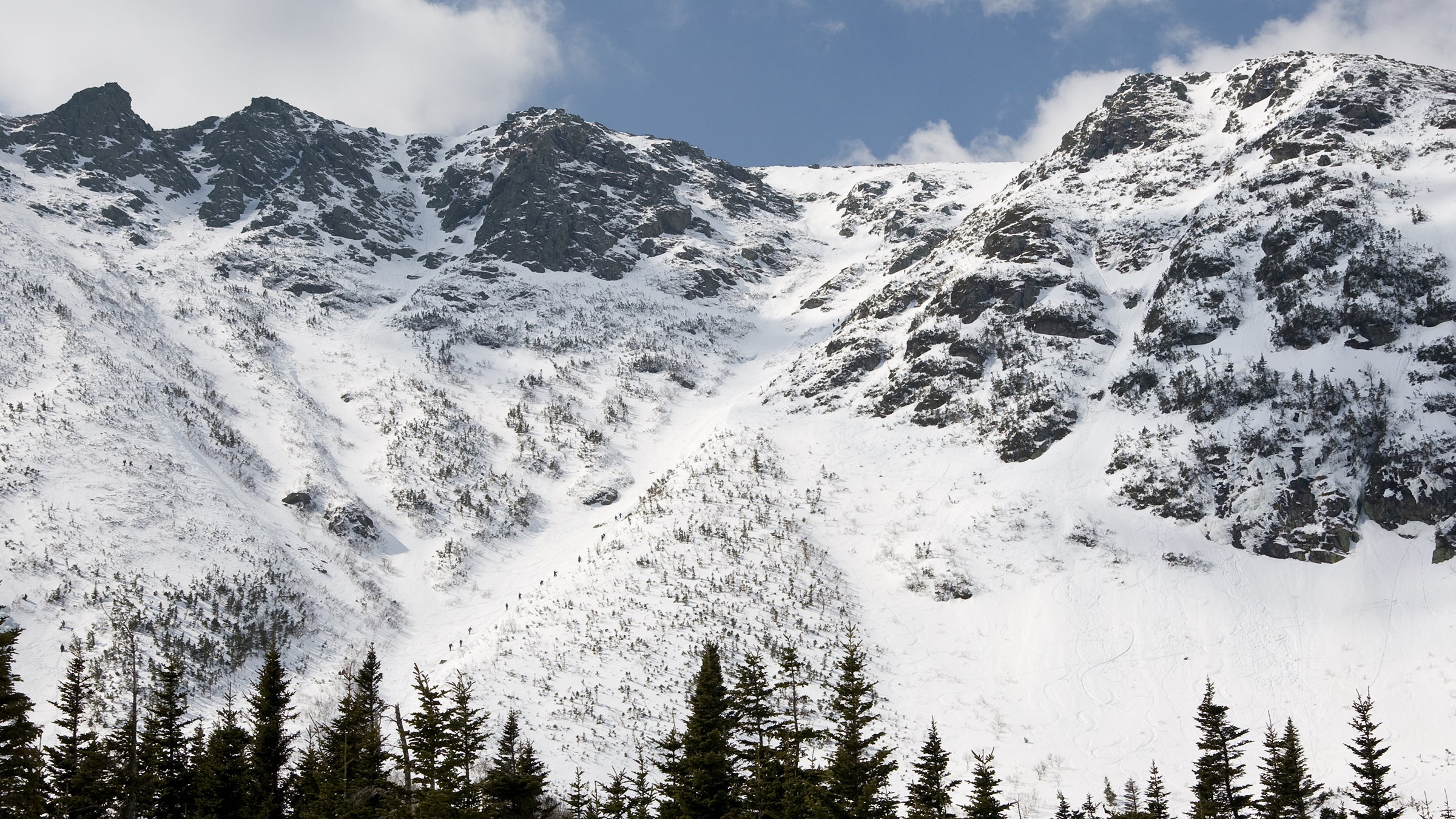 First Days Of Winter Stock Photo - Download Image Now - Autumn, Winter,  Snow - iStock