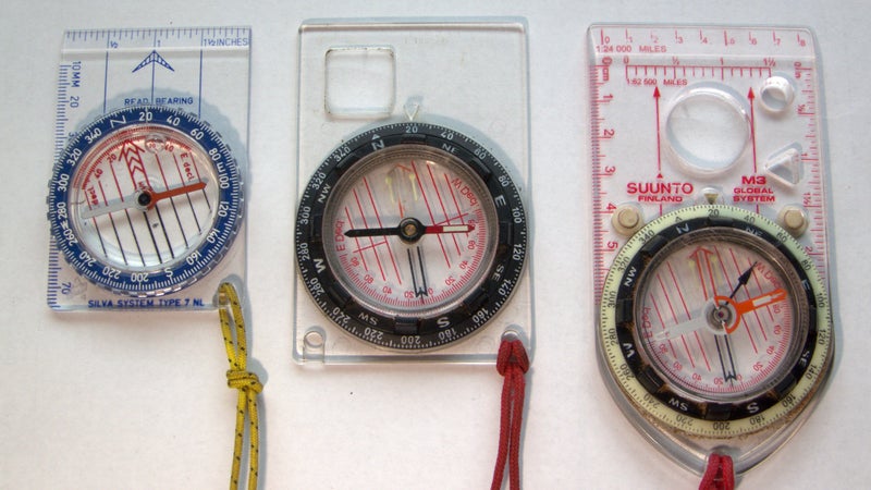 MAGNETIC COMPASS VS DIGITAL COMPASS: EXPLORING THE DIFFERENCES AND  ADVANTAGES - Hikinghorizon - Medium