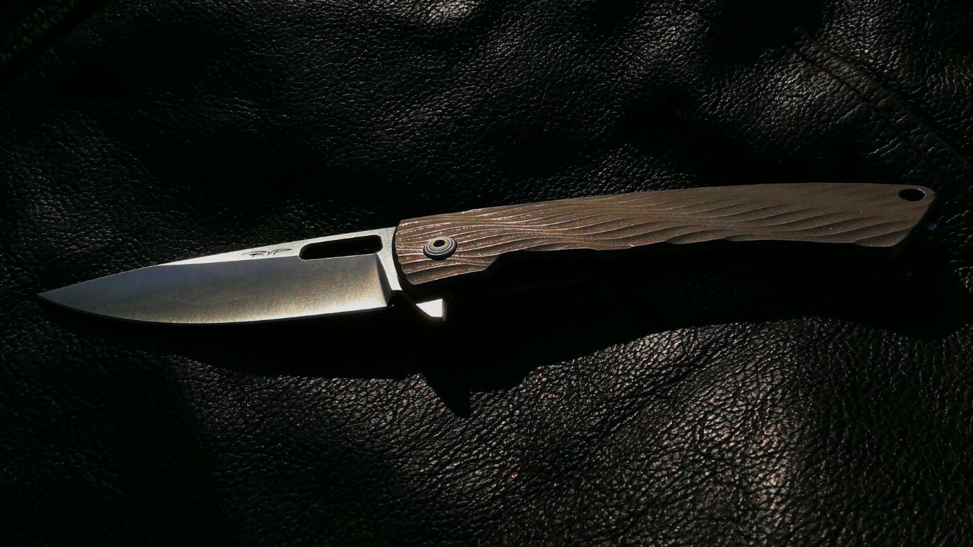 The Aculus Flipper’s quality matches its striking looks.