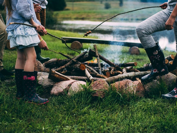 We picked half a dozen of our favorite things, from next-level fire pits to luxurious tents, that make for perfect family-centric splurges this holiday season. 