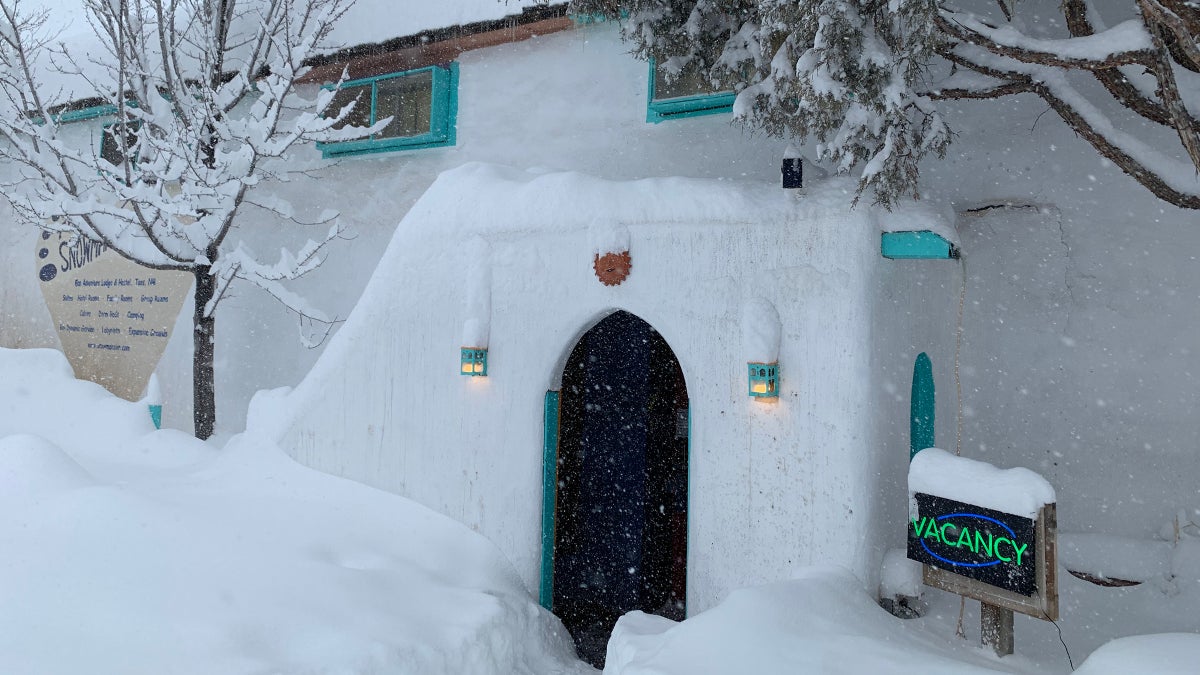 8 Crazy Affordable Ski Hostels in the U.S. and Canada