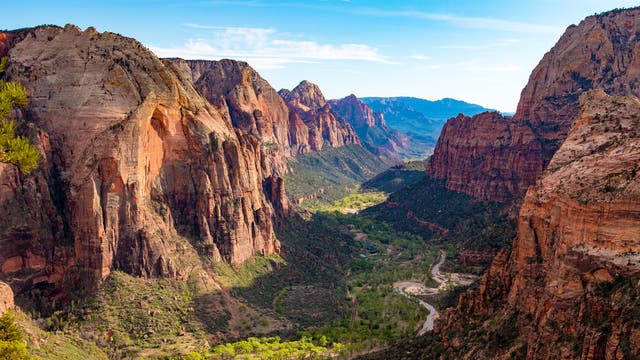 The Ultimate Guide to Visiting Crowded (and Underfunded) National Parks