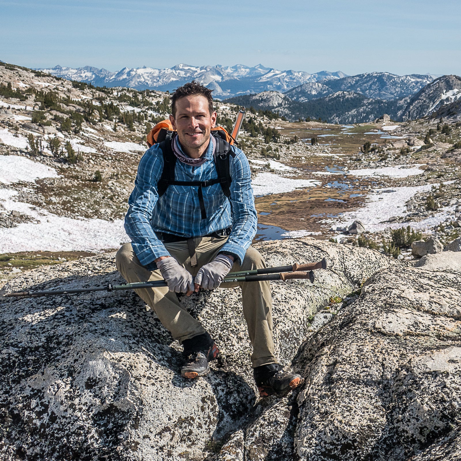 Black Diamond Alpine Carbon Cork Trekking Poles - Hike & Camp