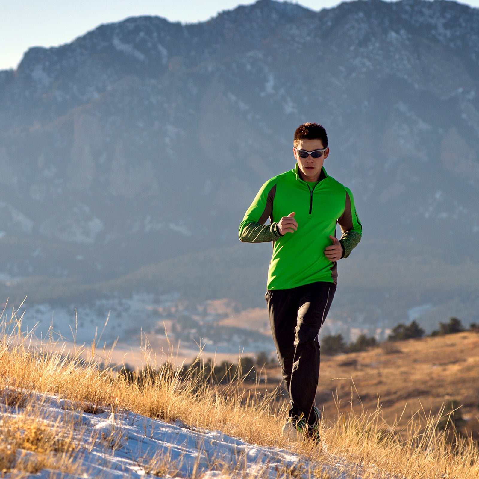 https://cdn.outsideonline.com/wp-content/uploads/2020/02/13/sunglasses-running-winter_s.jpg