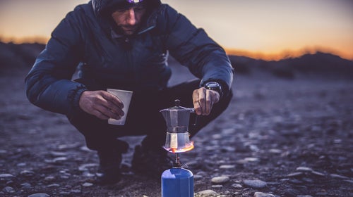 https://cdn.outsideonline.com/wp-content/uploads/2020/05/07/coffee-camping-essentials_h.jpg?crop=25:14&width=500&enable=upscale