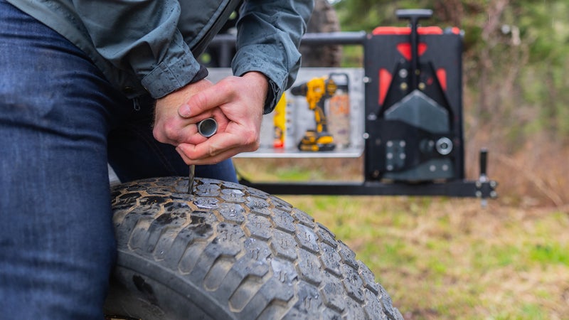 How to Fix a Flat Tire: 2 Simple Ways