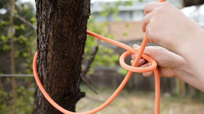 Knots to Learn for More Fun and Safety in the Mountains