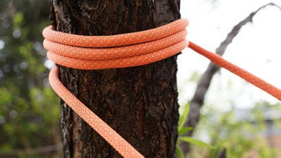 Knots to Learn for More Fun and Safety in the Mountains