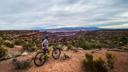 Biking Dead Horse Point